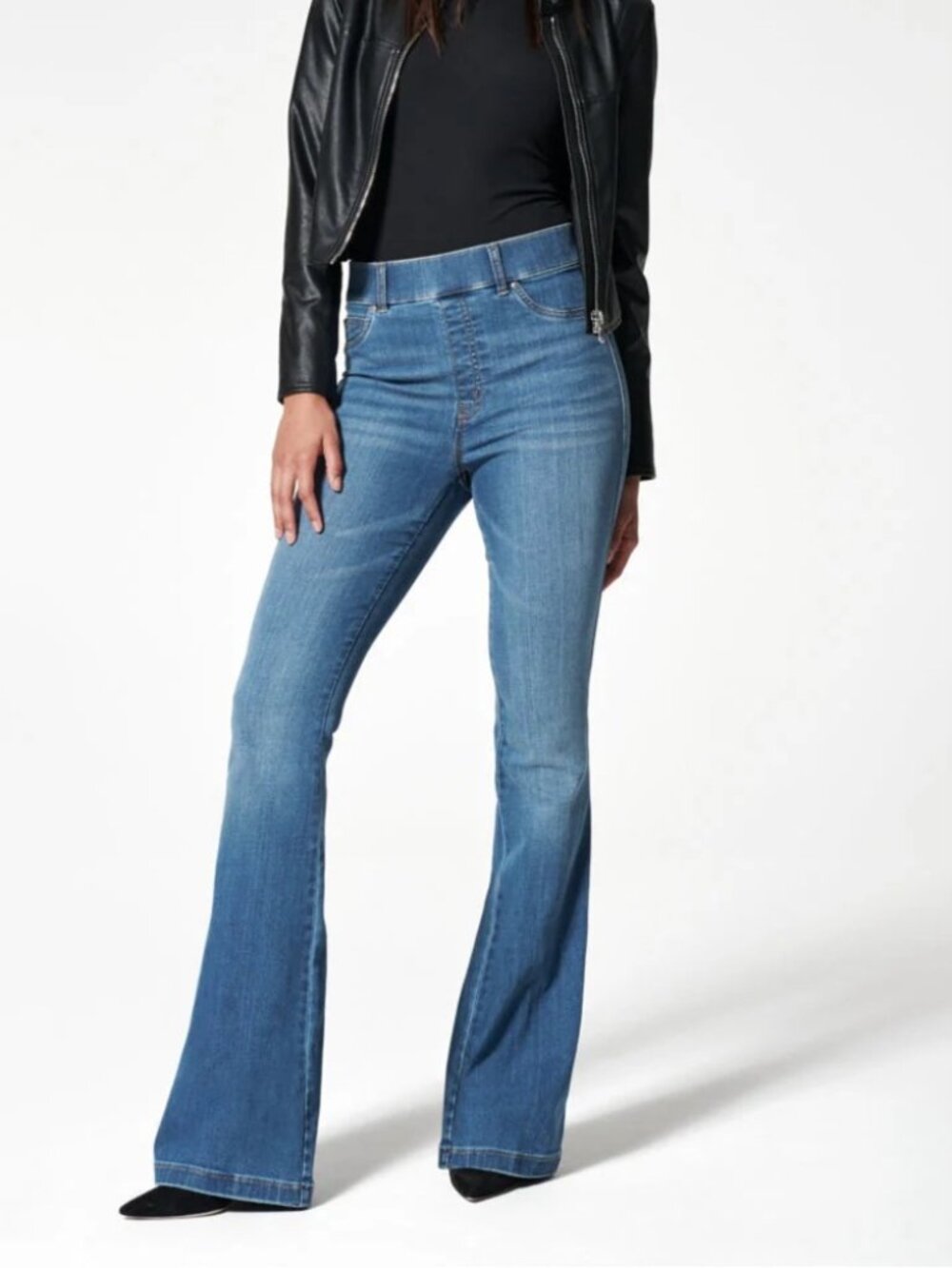 SPANX Flare Jeans In Vintage Indigo Size L